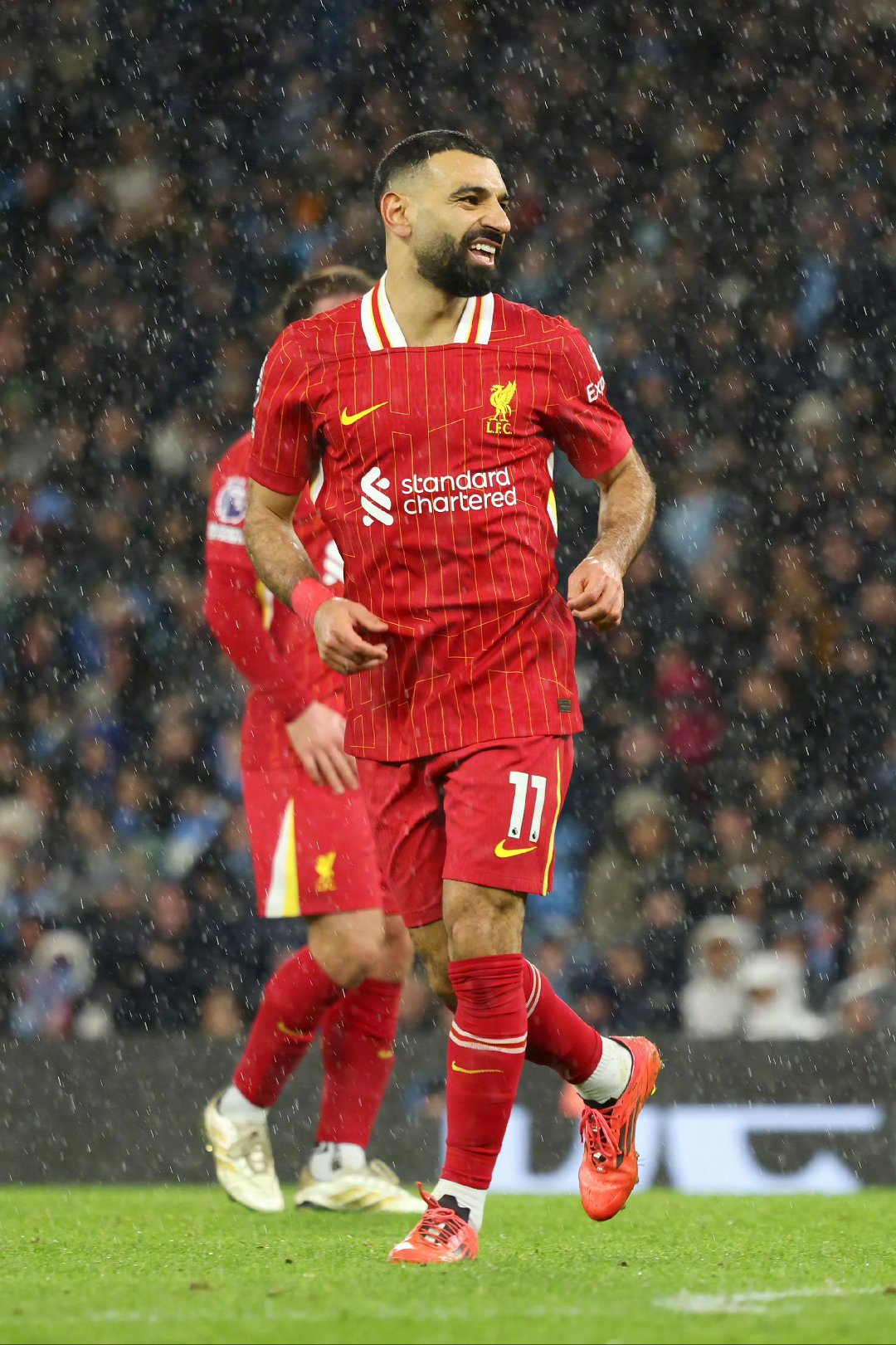 萨拉赫赛事官方发布战术调整新规，巴黎圣日耳曼争议不断！